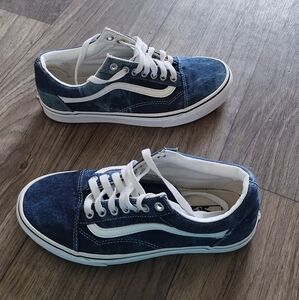 MENS VANS ATHLETIC SHOES SIZE 7